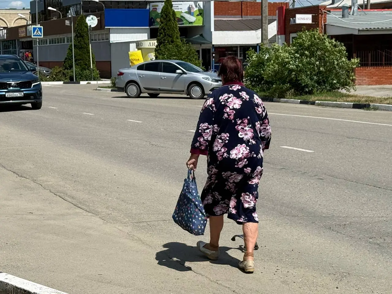 Пенсии граждан снова подросли: кому уже перечислили надбавку в 2000 рублей, а кому только 1000